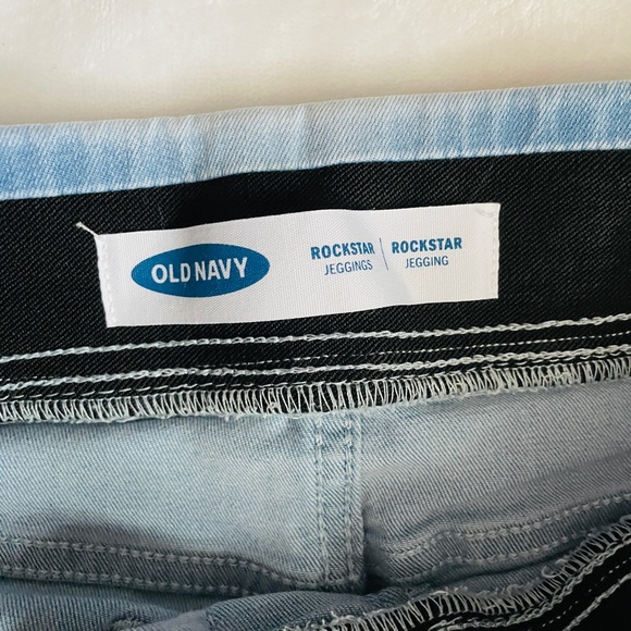 Light denim distressed jeggings - Picture 4 of 5